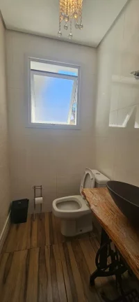Imagem Casa Para Locação,360m2. Finamente Mobiliada, 5 Dormitórios(3 Suítes), 6 Vagas , Santa Mônica, Florianópolis/SC