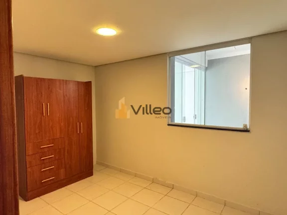 Imagem Descubra este encantador sobrado que combina versatilidade, elegância e espaço em um projeto únic...