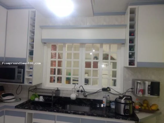 Imagem Casa / Sobrado para Venda em Santo André, Jardim Las Vegas, 3 dormitórios, 1 suíte, 3 banheiros, 2 vagas