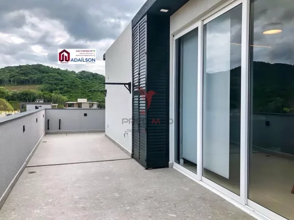 Imagem CASA PRONTA COLINAS CAMBORIÚ SC BRASIL R$ 3.800.000,00