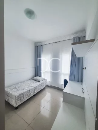 Imagem Ibiti Royal Park - Venda Sobrado | AT 250 m² | AC 230 m² | 3 Dormitórios | 3 Suítes | 4 Banheiros | 4 Vagas