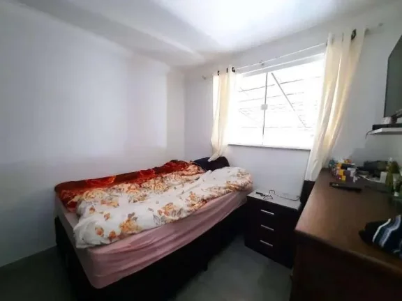 Imagem Moderna Casa com 2 Dormitórios, Alarme e Vaga para 2 Carros