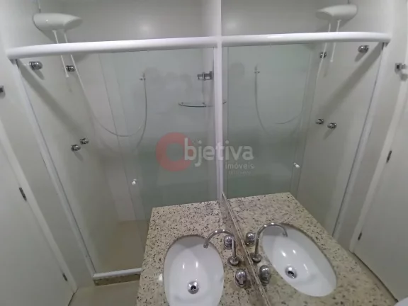 Imagem Cobertura, 3 quartos, a 200 metros da Praia do Forte, Algodoal - Cabo Frio