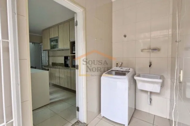 Imagem Sobrado com 182m² de área construída, distribuído em três pavimentos, com 3 dormitórios, sendo...