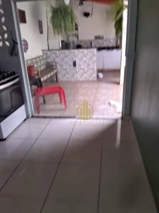 Imagem Casa com 2 dormitórios à venda, 143 m² por R$ 435.000,00 - Jardim Interlagos - Ribeirão Preto/SP