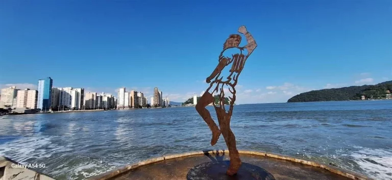 Imagem Apartamento 2 dormitorios no bairro Gonzaguinha, São Vicente - SP