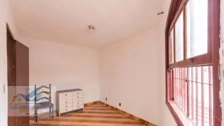 Imagem Sobrado à Venda, 3 dormitórios com 1 suíte, 3 vagas. Jabaquara