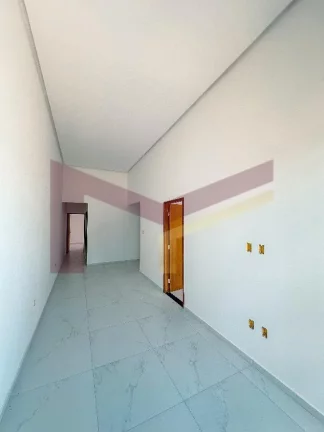 Imagem Casa 3/4 sendo uma suite com closet na Mangabeira