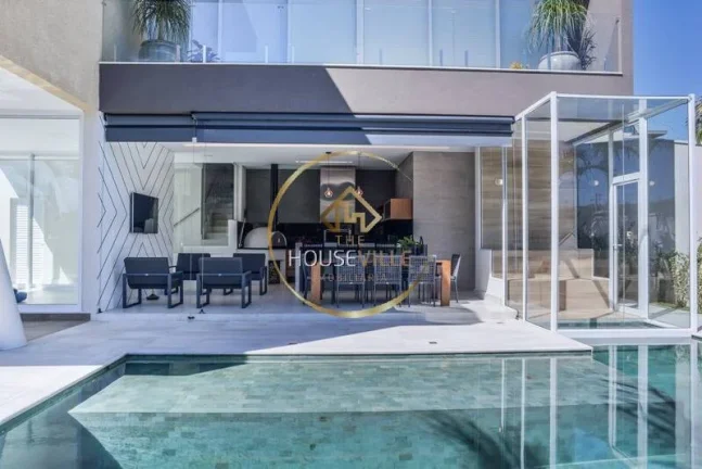 Imagem Casa Alto Padrão, 3 Suítes, Condomínio Alphaville, Urbanova.