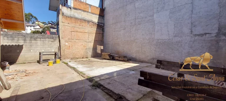 Imagem Casa, a venda, com 02 dormitórios em Campos do Jordão/SP.