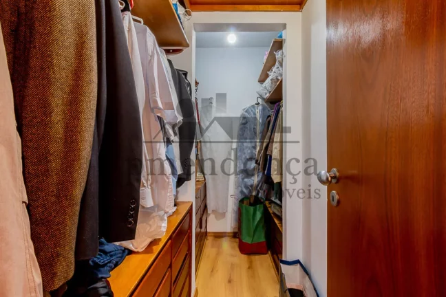 Imagem Apartamento em Higienópolis com 3 quartos (1 suite) e 1 vaga, 155 m2