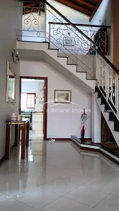 Imagem Casa à venda, Jardim de Itapoan, 4 quartos
Bolsão de segurança, reformada, sobrado, 4 quartos, se...