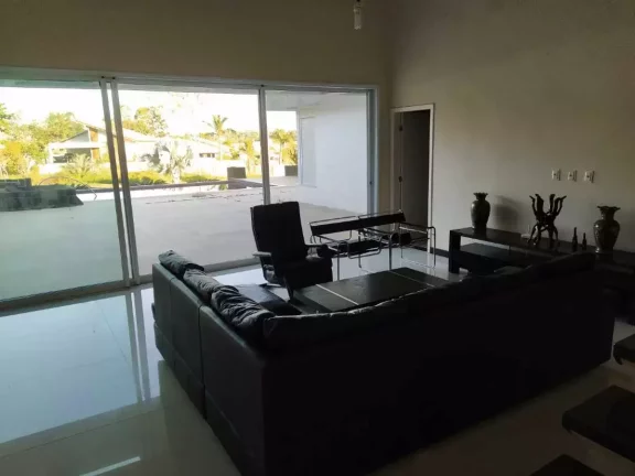 Imagem Casa duplex para aluguel, 9 quartos, 1 suíte, 5 vagas, Condomínio Belvedere - ESMERALDAS/MG