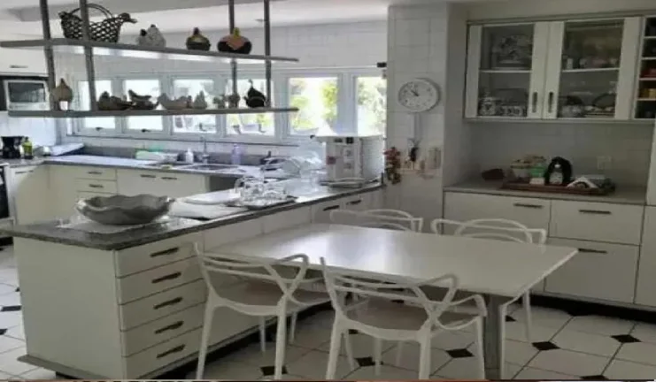Imagem Casa para Venda em Rio de Janeiro, BARRA DA TIJUCA, 4 dormitórios, 2 suítes, 4 banheiros, 4 vagas