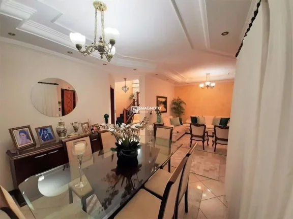Imagem Casa com 3 dormitórios à venda, 186 m² por R$ 650.000,00 - Vila Rezende - Piracicaba/SP