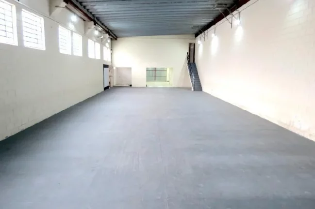 Imagem Galpão para alugar, 300 m² por R$ 15.480,00/mês - Vila Urupês - Suzano/SP
