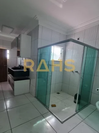 Imagem Apresentando um lindo sobrado semi mobiliado, localizado no bairro Nova Brasilía. Esta espaçosa re...