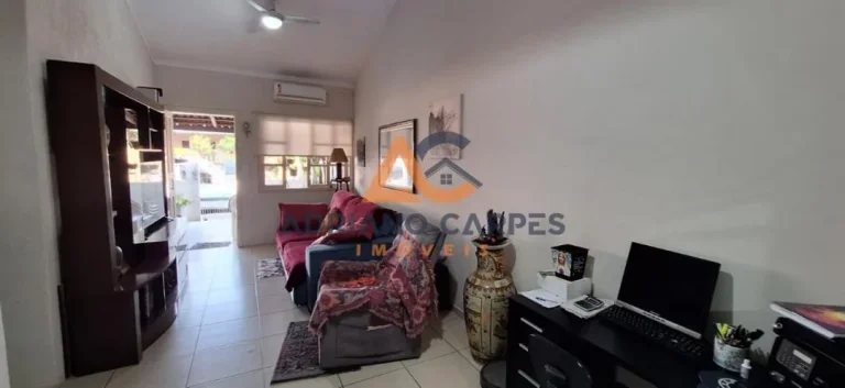 Imagem Casa de dois quartos em Machados Navegantes e mais garagem para dois carros.