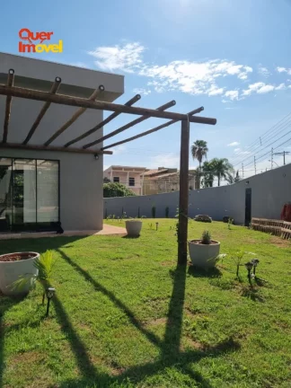 Imagem Oportunidade imperdível: Casa à venda na City Ribeirão, zona leste de Ribeirão Preto-SP. 2 quartos, 1 suíte, ampla sala, 2 banheiros, 4 vagas de garagem. 125,72 m² de área. Quer Imóvel Negócios Imobiliários.