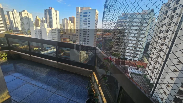 Imagem Apartamento mobiliado e reformado à venda no Centro Com 116,59 m²