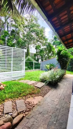 Imagem Casa à venda no bairro Saguaçú com 190m²