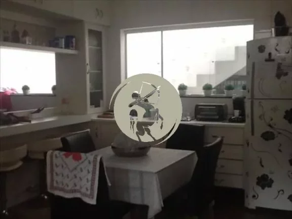 Imagem CASA CINEMATOGRAFICA !! MODERNA E COM FINO ACABAMENTO(MÁRMORE ,VIDROS BLINDEX E ALUMÍNIO), POSSUI ...