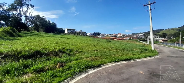 Imagem NAZARÉ PAULISTA. CONDOMÍNIO FECHADO. 1.928,00 M2!
