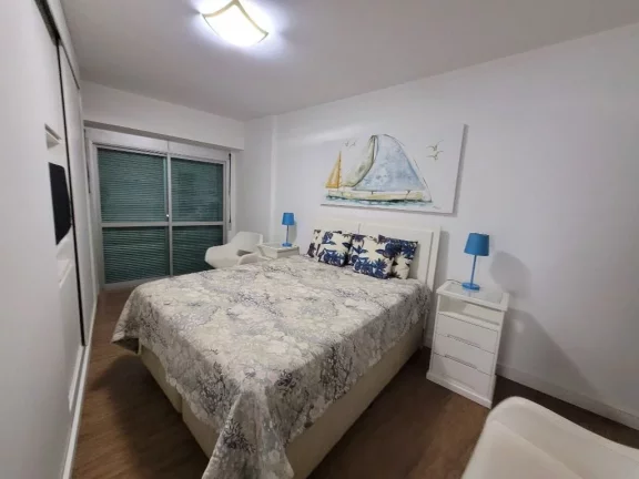 Imagem PITANGUEIRAS - FRENTE AO MAR, BELÍSSIMA VISTA DA PRAIA, LINDO APTO TOTALMENTE REFORMADO E DECORADO, 168 M² ÚTEIS, 02 VAGAS DE GARAGEM, LAZER.