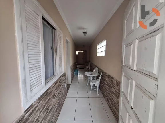 Imagem Casa com 3 dormitórios à venda, 197 m² por R$ 650.000,00 - Caonze - Nova Iguaçu/RJ