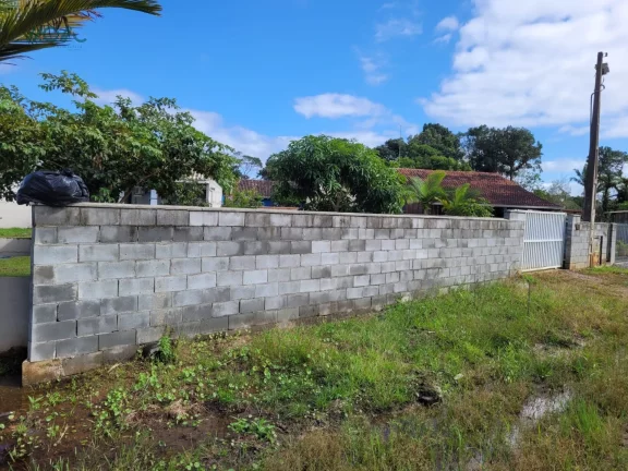 Imagem Terreno pronto para construir, aterrado e murado. Pertinho da praia!