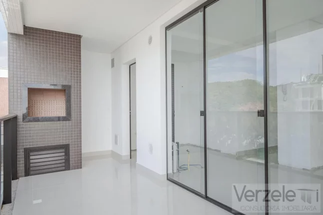 Imagem Apartamento 4 ou + dormitórios para Venda em Itajaí / SC no bairro Praia Brava