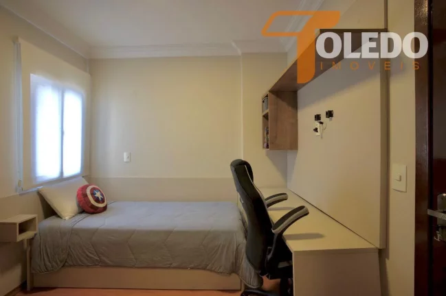 Imagem Apartamento 4 ou + dormitórios para Venda em São Paulo / SP no bairro Tatuapé