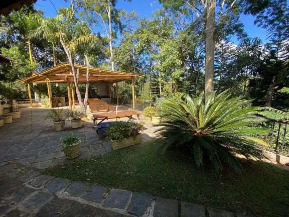Imagem Casa em Condomínio para Venda em Teresópolis / RJ no bairro Albuquerque