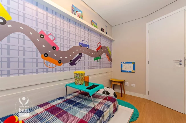 Imagem Apartamento com 3 quartos sendo 1 suíte, com piso laminado, churrasqueira e 2 vagas de garagem à venda por R$ 892.100 - Santo Inácio - Curitiba/PR
