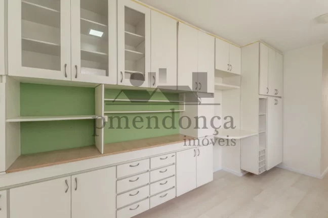 Imagem Lindo apartamento com 143m² na Rua Itacolomi!