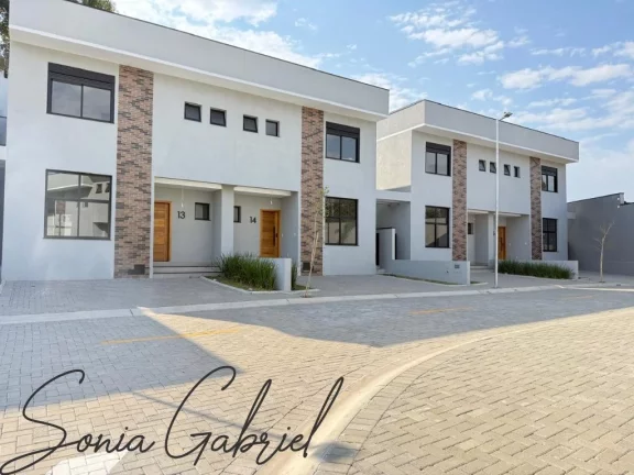 Casa em condomínio: 3 quartos, 3 suítes, 2 salas, 2 banheiros, 2 vagas, 138m² em Valinhos-SP, Condomínio Villa Aurora