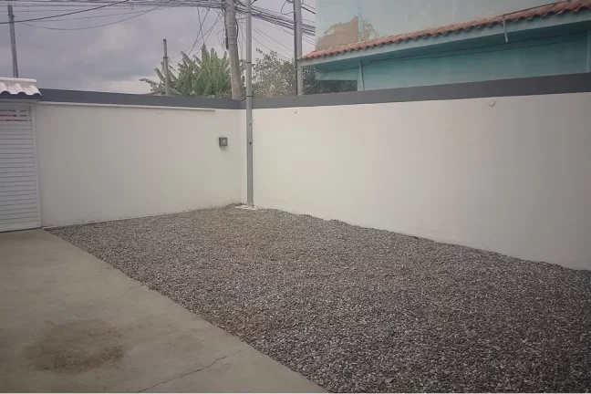 Imagem Casa com 2 quartos para venda em Pedra de Guaratiba.