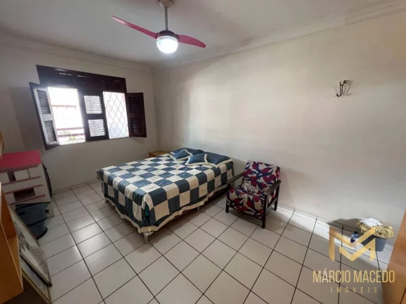 Imagem Casa com 5 dormitórios à venda, 285 m² por R$ 850.000,00 - São Gerardo - Fortaleza/CE