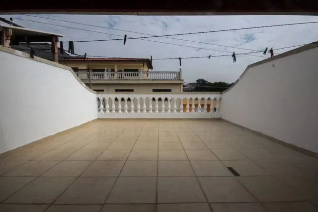 Imagem Lindo Sobrado na Vila Formosa, com 3 dorm, 2 suítes, são 3 pavimentos, com terraço e 2 vagas de garagem.