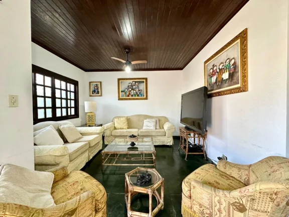 Imagem Casa à venda em Riviera de São Lourenço: 3 quartos, 1 suítes, 2 salas, 4 vaga, 199,70 m² no Riviera Módulo 21. Venha conferir!
