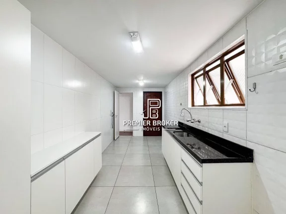 Imagem Apartamento com 3 dormitórios à venda, 119 m² por R$ 700.000,00 - Várzea - Teresópolis/RJ