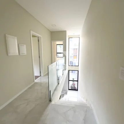Imagem Sobrado alto padrão | Barra | 3 quartos (3 suítes) | 158m²