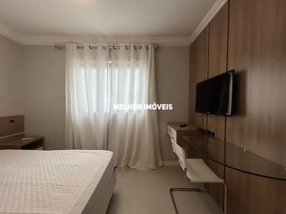 Imagem Apartamento á venda com 3 dormitórios e 3 vagas de garagem localizado no Centro de Balneário Camboriú.