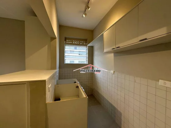 Imagem Kitnet com 1 dormitório à venda, 29 m² por R$ 220.000 - Boqueirão - Praia Grande/SP