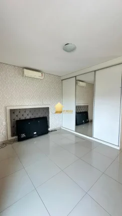 Imagem Sobrado 4 Suítes Condomínio Alphaville 1
