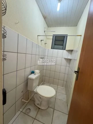 Imagem Casa à venda no Jardim Copacabana, Uberaba - 2 dormitórios e 2 garagens cobertas
