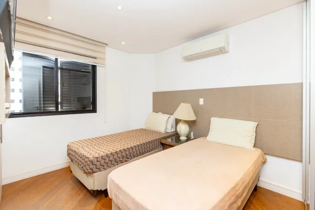 Imagem Apartamento com 3 Quartos à Venda, 166 m² em Brooklin Paulista - São Paulo