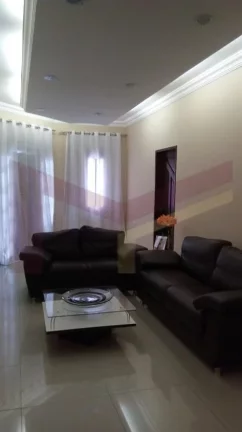 Imagem Casa 4/4 sendo 1 suite na Cidade Nova