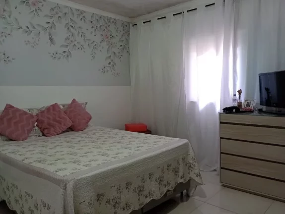 Imagem Sobrado com 2 dormitórios à venda, 250 m² por R$ 400.000,00 - Vila Perracini - Poá/SP