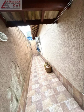 Imagem CASA RESIDENCIAL em PRAIA GRANDE - SP, MARACANÃ